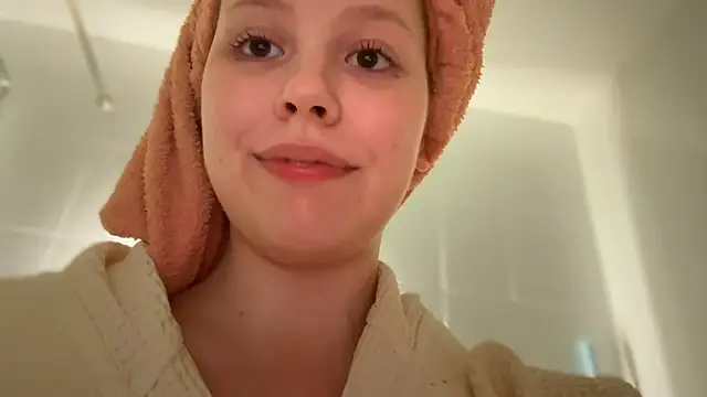 HoneyAudrey live