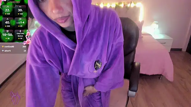 Mariam_Lopez__ live