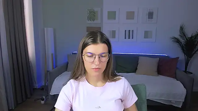 AnnaThorne live