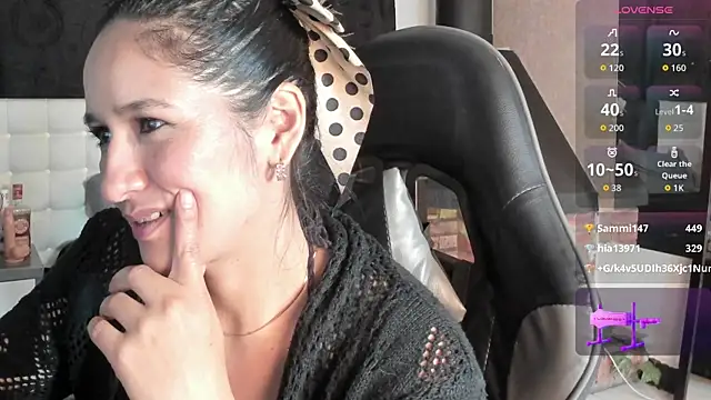 Vicky_Angeel live