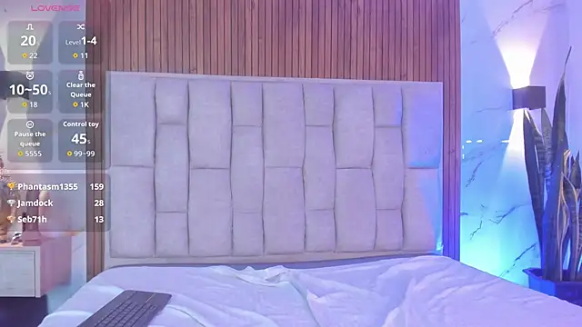 SckarletBloom live
