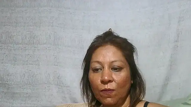 IndianSexyMilf69 live