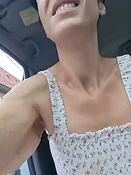 MalditaLocaa live