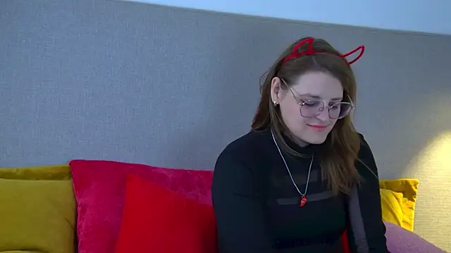 AlexaAvery live