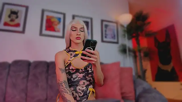 Taylor__foxxx live