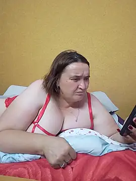 LiluHot live