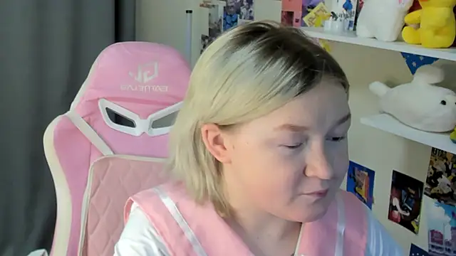 Sara_Robinson live