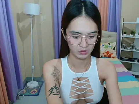 XxTsUncutAskaxX live