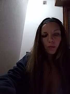 Camilitaa33 live