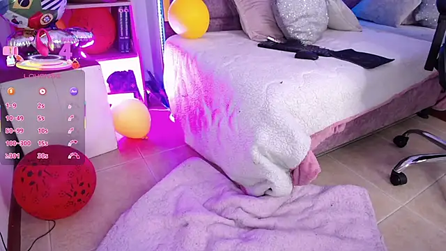 Eva__Walker live