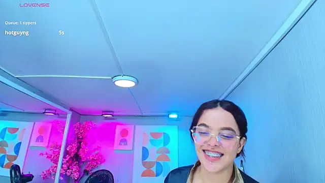 Maggy_t18 live