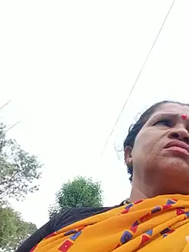Manavi_x live