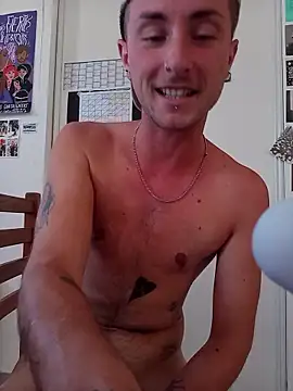 HotTransBoy13 live