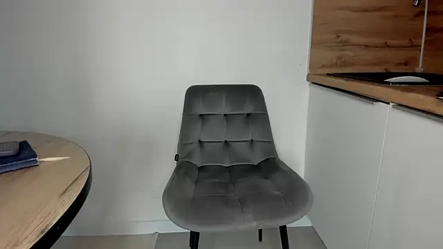 Elle_Milfa live