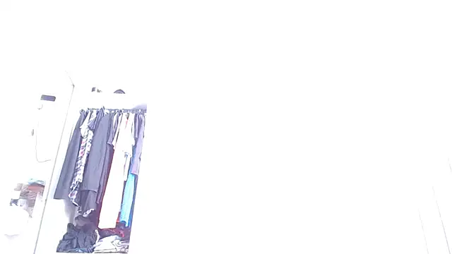 saara_johnson496 live