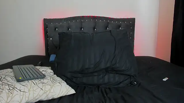 Sharlott_69 live