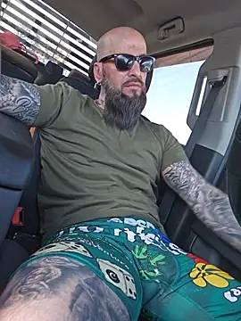 Beardedtattood live