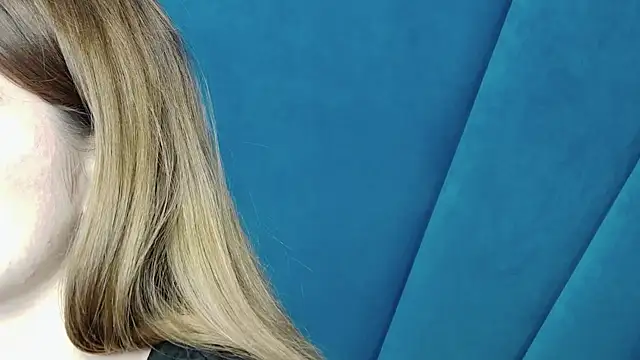 Evelisse live