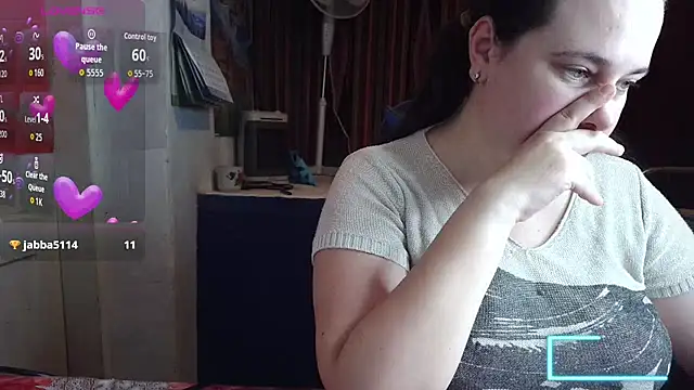 Cora_Maro live
