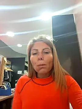 prretty15 live
