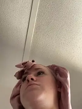 Prettypinkisland live