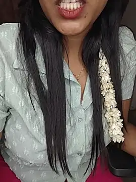 Tamilmoon006 live