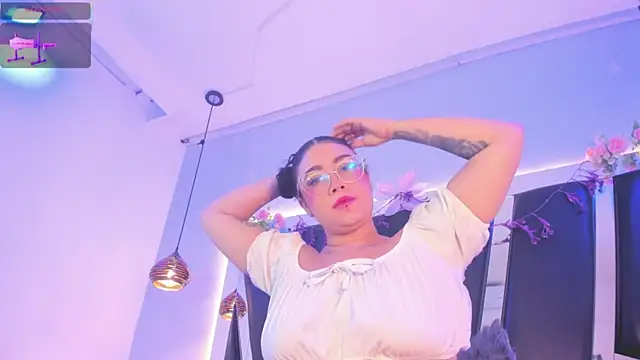 antonelllepiercee live