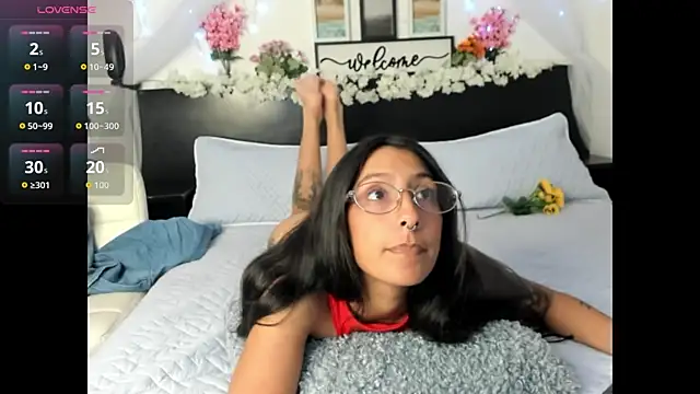 Eli_Cute_01 live