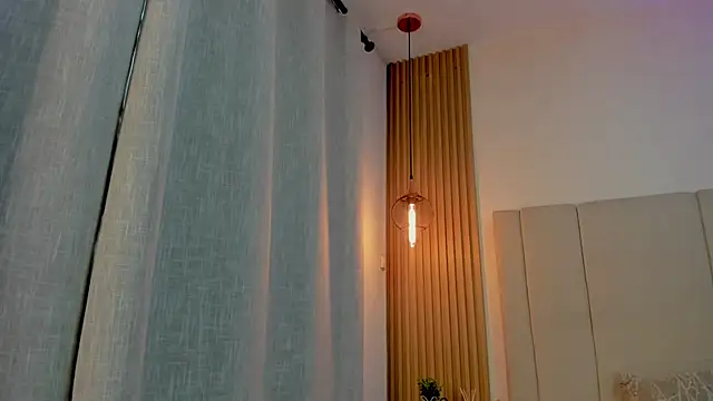 Victoria_Rosee live