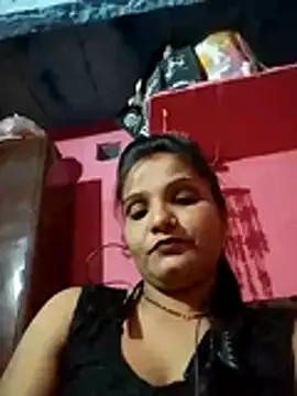 Cut_rani64 live
