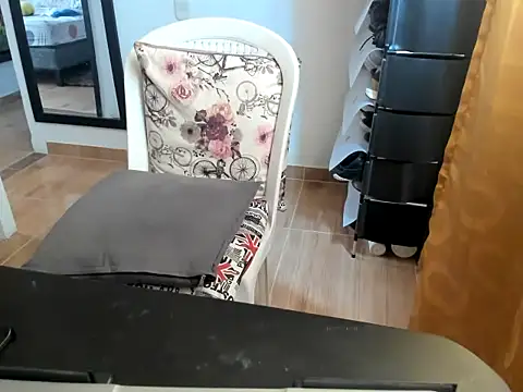 caroline_47 live