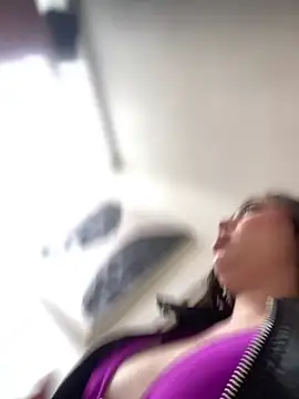 IvyRoose_Pink live
