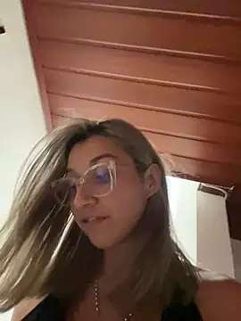 Isabella_varella- live