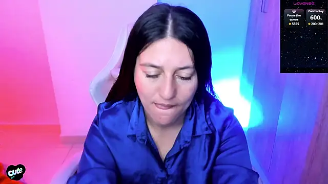 Saskyaa live