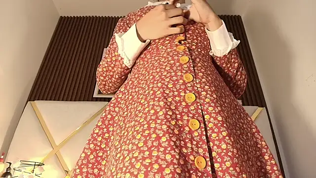 Real_virgin_Pussy live