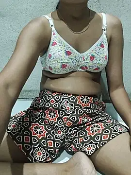 Shanaya_001 live
