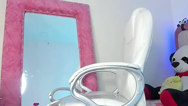 elli_scott_1 live