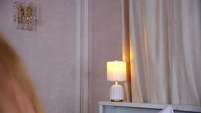SunnivaCovil live