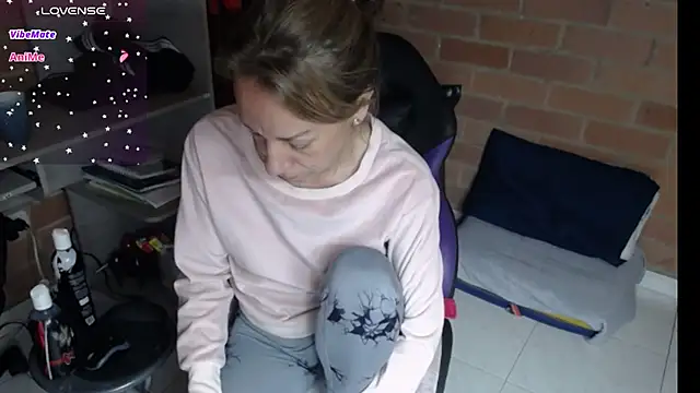 cristin_doll_ live