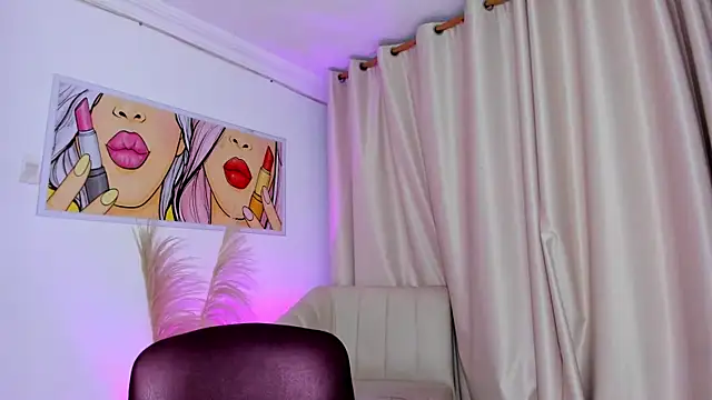 SkiinnyAna live