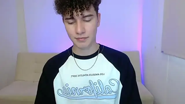 adrian_morelly live