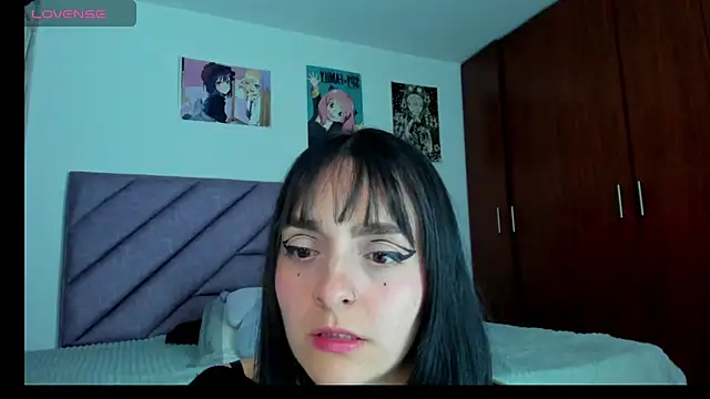 KARINNA__RAVEN live