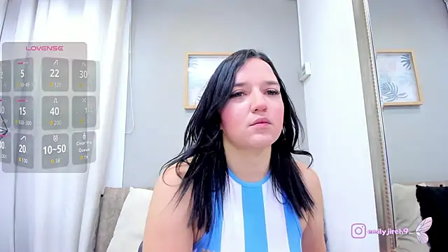 _EmilyJireh_ live