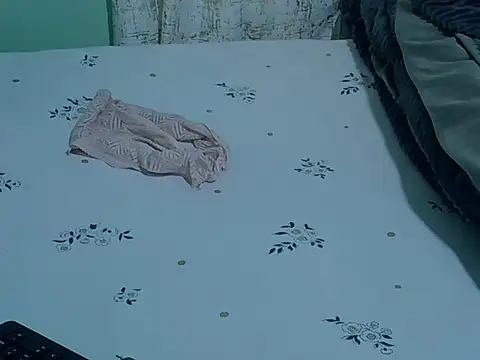 Prettybootty live