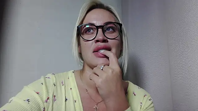 MariaTravel live