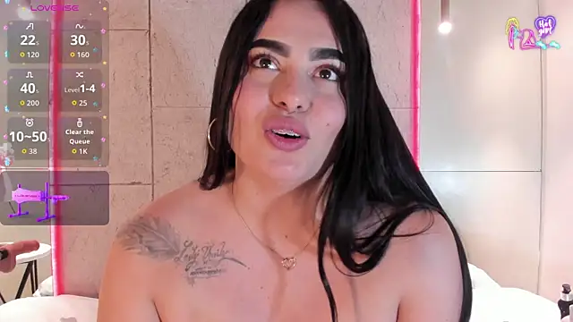 sofiiacarson live
