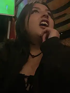 Aly_96 live