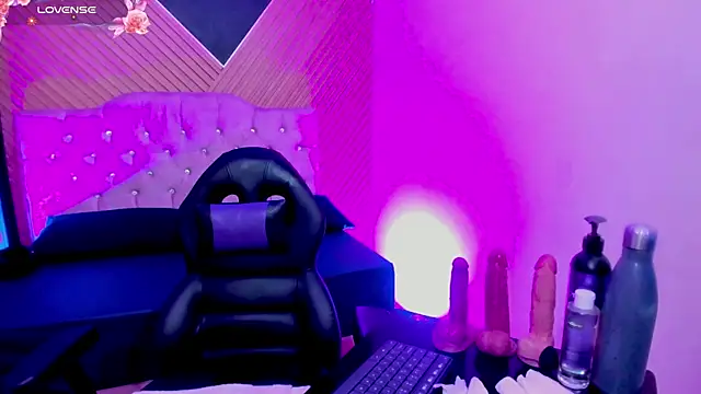 Nyx_Moon live