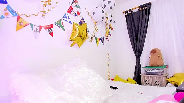 Juliet_Ember01 live