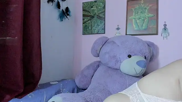 Maddy_Jhonsson live